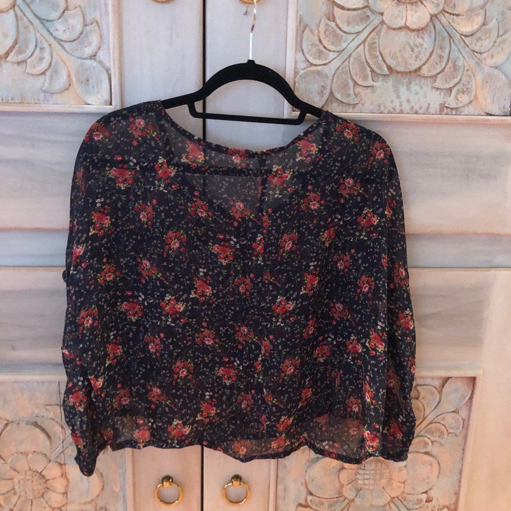 Wet Seal Dark Blue Red White Top
